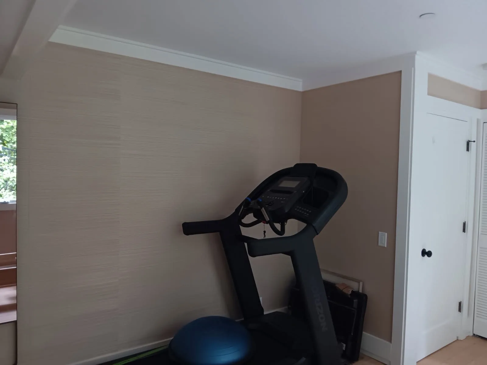 Wallpaper installation in Joliet